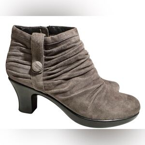 Dansko Women’s Buffy Grey Suede Ankle Boots - EU 38